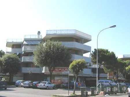 Moschettieri Athos, Portos, D'Artagnan, Aramis Apartment Bibione Exterior photo